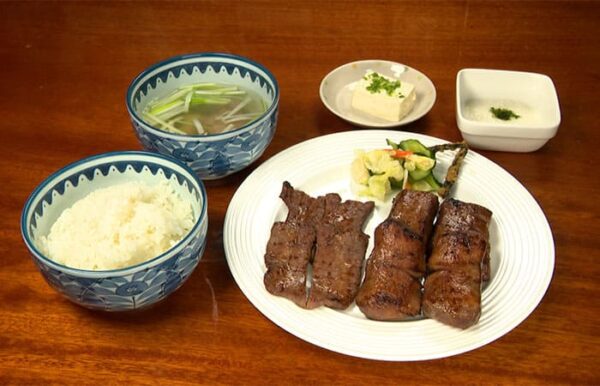 仙台市 牛たん 萃萃 食べ比べ牛たんセット