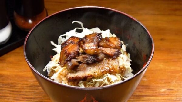 浅草 やきとり 㐂美松 あぶり豚バラ丼